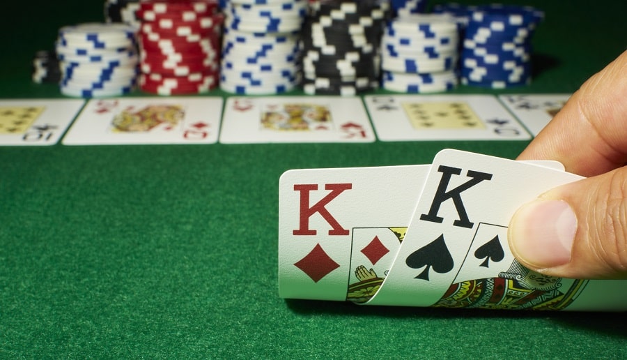 Las principales diferencias entre el póquer 