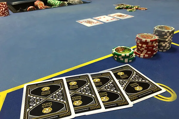 apprendre les stratégies du poker Omaha